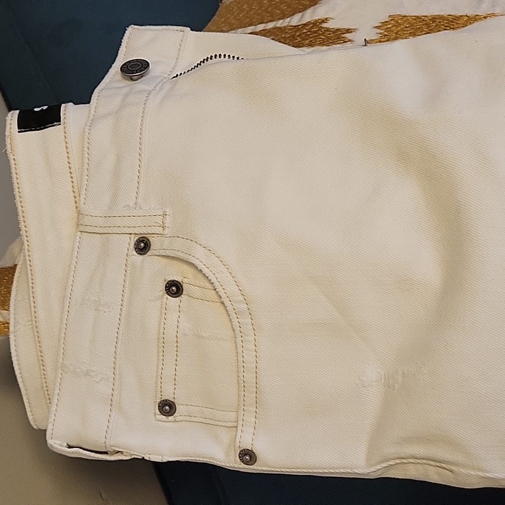 NWT SEROYA NATE DISTRESSED SKINNY JEANS